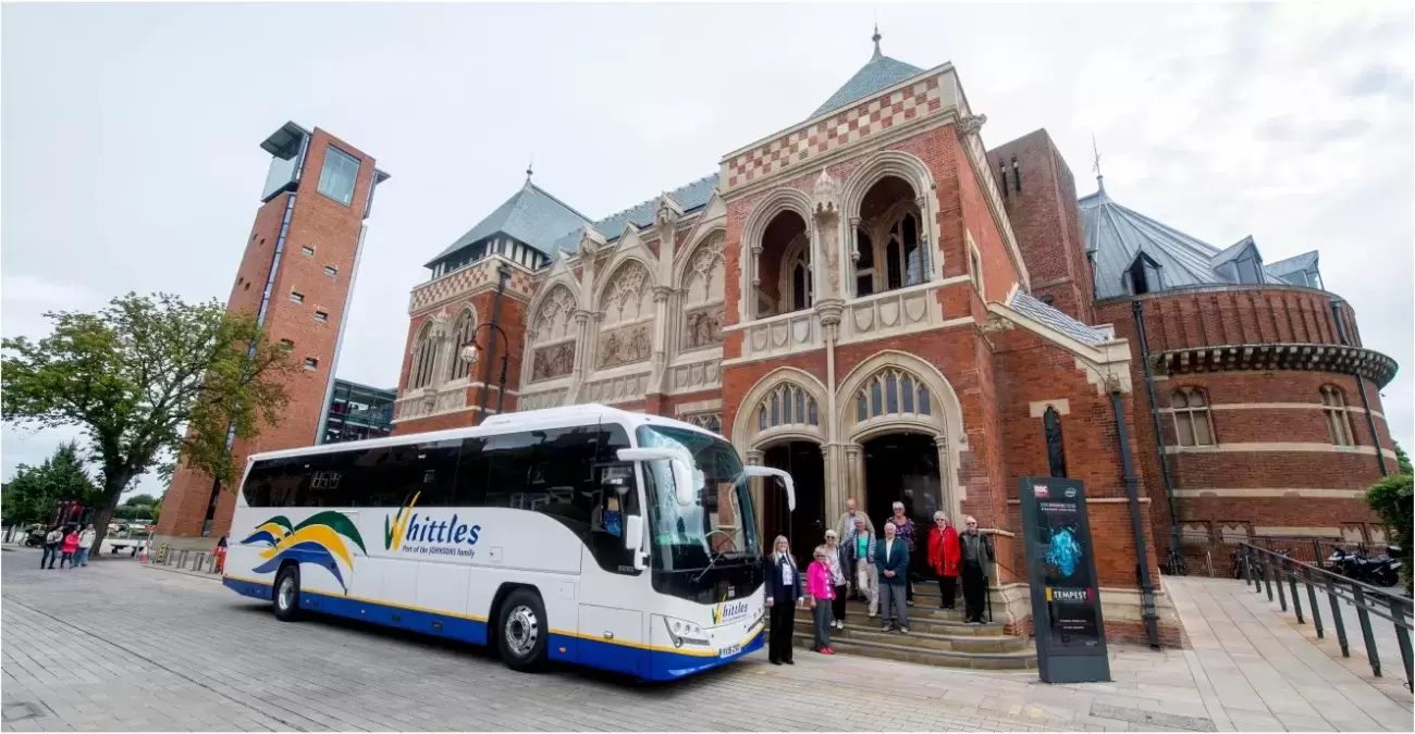 Whittles coach at theatre